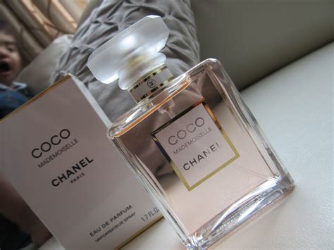 chanel coco mademoiselle fragrance review now smell this|what does coco smell like.